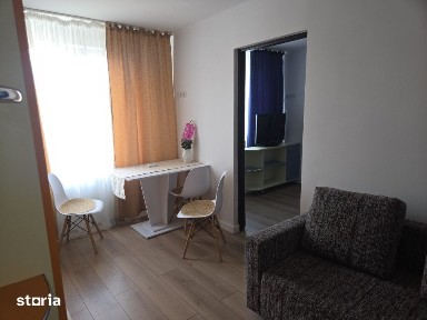 Apartament cu 2 camere, 33 mp, zona Central