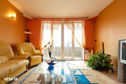 Apartament 3 camere de închiriat | Etaj 1| Central