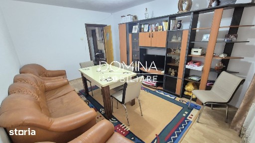 Vanzare apartament 3 camere, decomandat, etaj 1 - Aleea Teilor