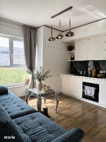 Vand apartament cu 3 camere gata de mutare