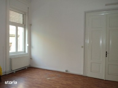 Apartament 5 camere renovat, 181mp, Timisoara, Tribunal, 388.000euro
