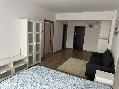 Proprietar, inchiriez garsoniera spatioasa in cartierul Fiald