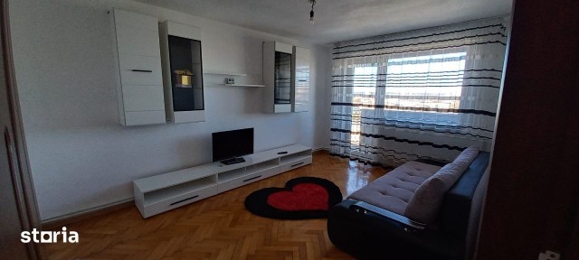 Apartament 3 camere l Calea București - Institut 350 euro. Proprietar
