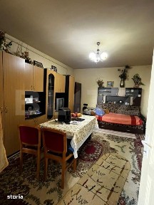 Apartament la casa,cu 5 camere, 89 mp, in zona centrala