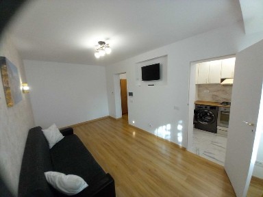 Inchiriez apartament 1 cam la Gara
