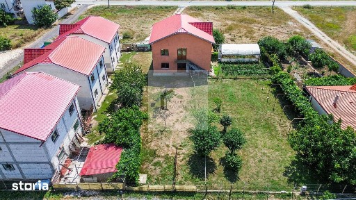 Casă P+1 cu teren de 1.000 mp în Costinești - potențial investițional