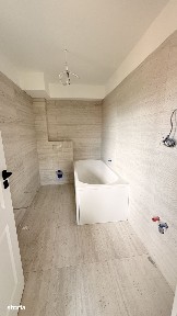 CENTRU VECHI- bloc nou, 3camere -finisat, lift, panorama!