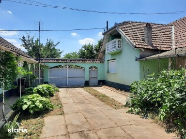 Casa de vanzare