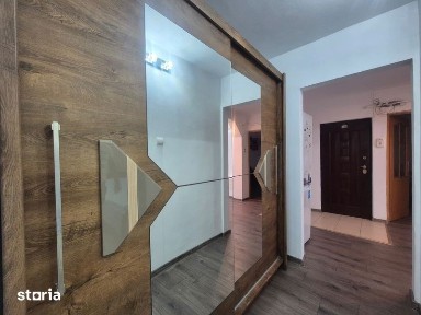 Inchiriere apartament 3 camere, Strada Dacia, în zona Mall, Târgu Jiu