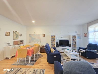 Apartament spatios in casa istorica, Centrul Vechi, Cristian