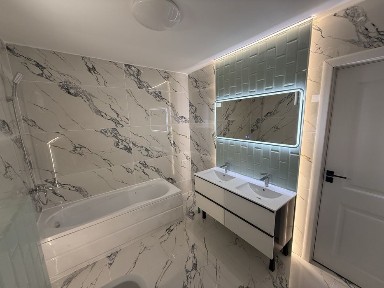 Casa la cheie Isalnita Dolj zona centrala
