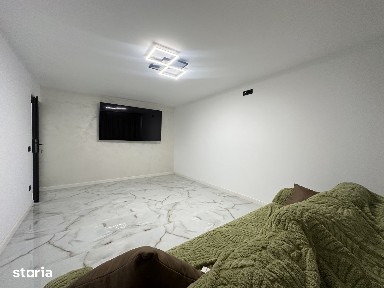 Apartament modern, complet renovat, cu două balcoane - Micro 20
