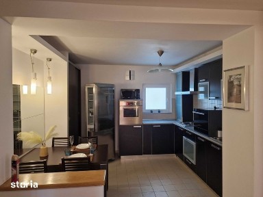 Inchiriez Ap 4 camere Centru Civic, Decebal