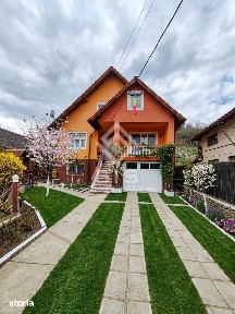 O gospodărie completă, pregătită cu dragoste și muncă de o viață!