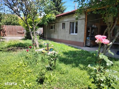 Casa calcan cu gradina mare in Inima cartierului Intre Lacuri - Cluj-N