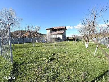 Casa individuala cu teren de 1000 mp in Sanpaul.