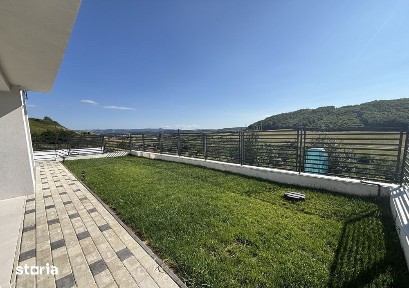 Casa individuala, panouri fotovoltaice, 500mp, Valea seaca