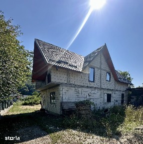Casa la rosu in Dej, 2200 mp teren