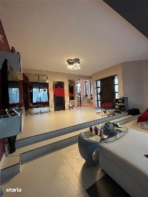 Vila + 80 ari teren, langa Dej