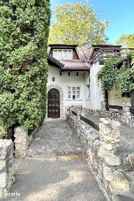 Casă spațioasă cu 2 corpuri și teren generos - zona Bunloc
