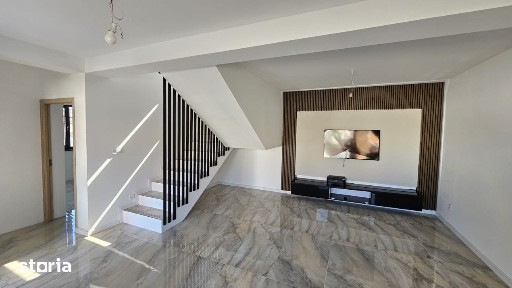 Casa de vanzare, P+1, 185 mp utili, 250 mp teren, zona Selgros-Damila