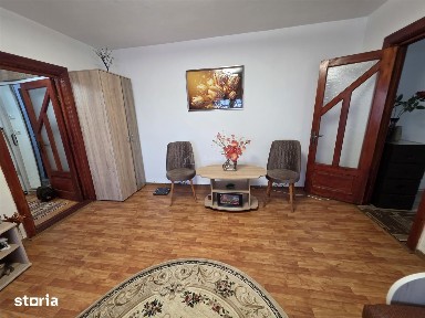 2 camere, renovat, mobilat, 56 mp, etaj 4, zona Pod