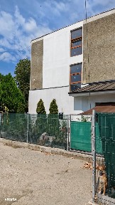Clădire comercială 725 mp + Hală 139 mp + Anexe, Teren 905 mp