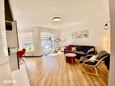 Casa tip duplex, Sanpetru, strada