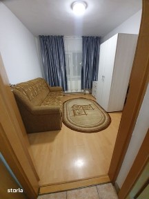 Inchiriez apartament 3 camere