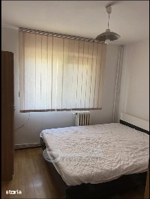 Apartament 3 camere de închiriat Zona Canta