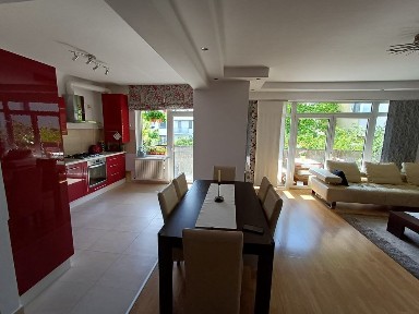 Apartament de vânzare cu 3 camere, cartier Mănăștur (zona Câmpului)