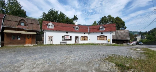 Casa de vanzare (imobil multifuncțional)