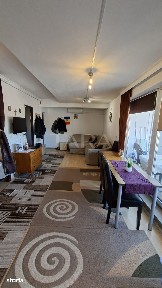 Apartament cu terasă generoasă,spatiu recompartimentabil- zona Petrom.