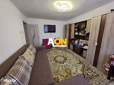 Apartament 3 camere, 65 mp utili, 2 bai, etaj 2, Cetate, zona Stadion