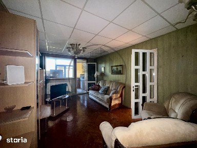 Apartament 3 camere de vânzare Constanța