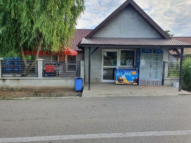 De vânzare casă + teren 2000mp2