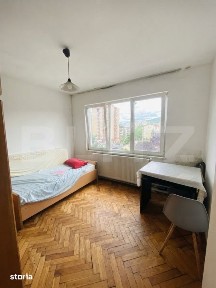 Apartament cu 4 camere, 80 mp, zona Manastur