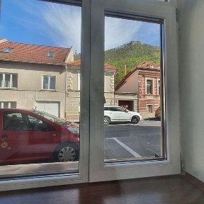 Utilitati incluse Termen scurt Centrul vechi Brasov