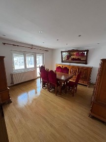 Inchiriere apartament 4 camere,decomandat,centrala gaz Confecții