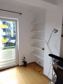 Inchiriez apartament