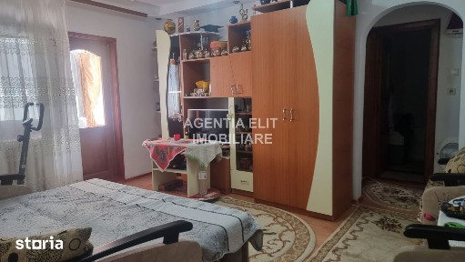 Apartament 2 camere, zona Capat 1, etajul 1