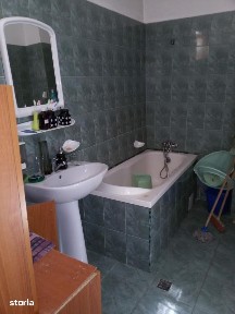 Spatiu comercial 60 mp zona centrala