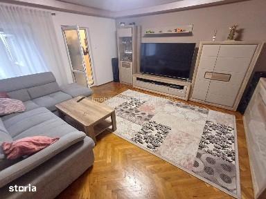 Casa, zona Apollo - COMISION 0% (negociere directa)