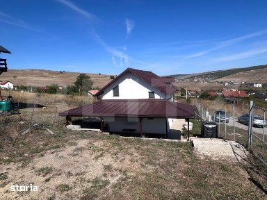 Casa de vanzare in Campenesti - 67 mp utili, teren 573 mp