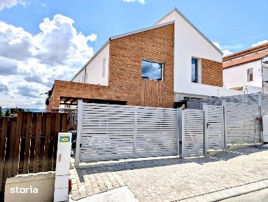 Duplex premium in Voronet 136 mp utili Teren 325 mp Garaj 19 mp NZ