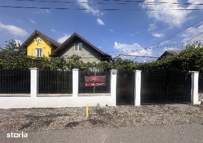Vanzare case și anexa, teren 790 mp - ideală pentru familie -Doicesti