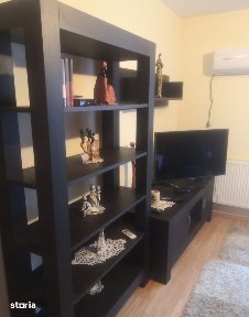 Apartament de vanzare cu parcare in zona Florilor!