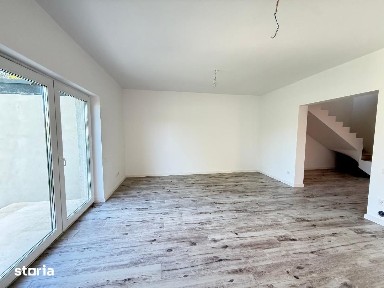 De vanzare Parte de Duplex, zona Centru.