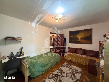 Apartament 2 camere de vanzare, parter, decomandat,Soarelui, Timisoara
