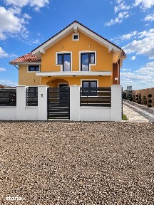 Casa Individuală în Dragsina -250mp /850mp teren - 2 garaje Comision 0
